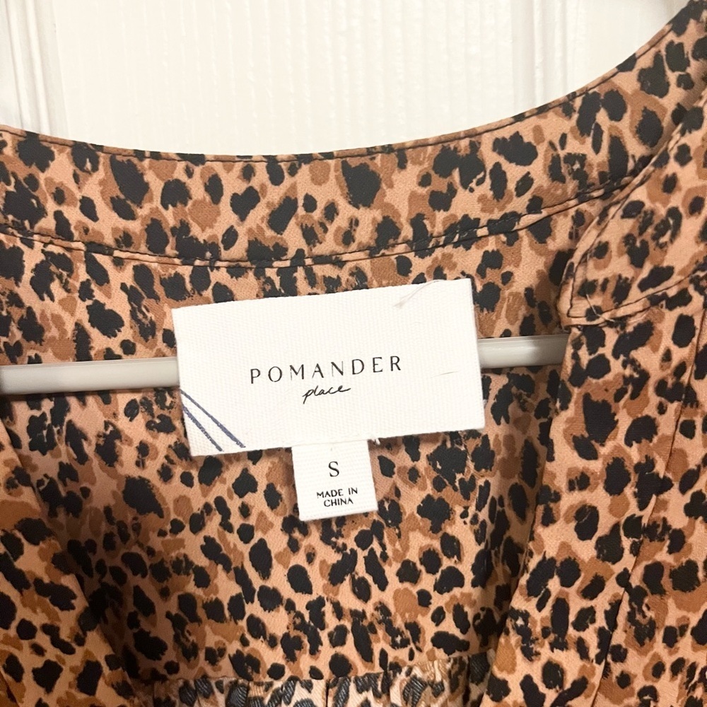 Tuckernuck POMANDER PLACE Leopard Kenzo Dress size M - Picture 4 of 9